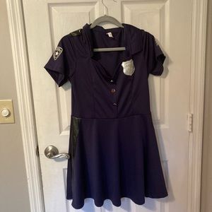 Women’s police officer costume